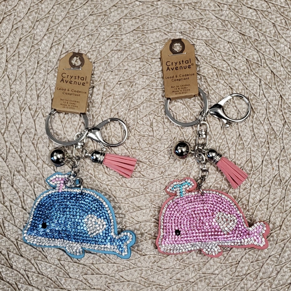 Crystal dolphin keychain